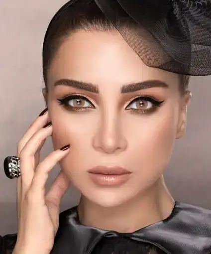 خرید لنز رنگی عسلی لومینس هازل