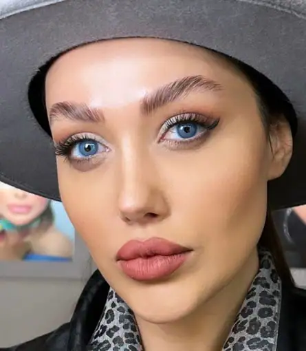 خرید لنز رنگی آبی ویکتوریا دیوا ماوی