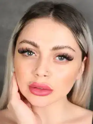خرید لنز رنگی آبی اقیانوسی هیپنوس سی بلو