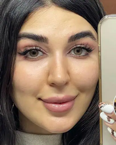 خرید لنز رنگی عسلی خاکی دهب نچرال هازل