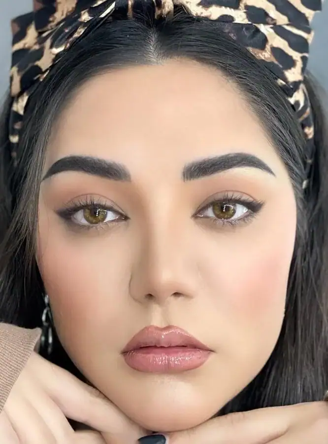 خرید لنز رنگی عسلی یونیک رز