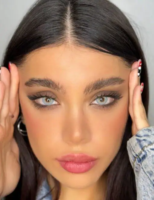 خرید لنز رنگی آبی عسلی سلنا اسکای بلو