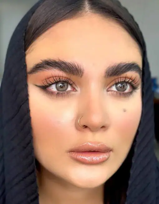 خرید لنز رنگی طوسی یونیک مون