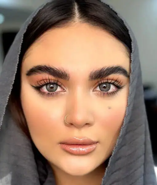 خرید لنز رنگی طوسی یونیک نیاگارا