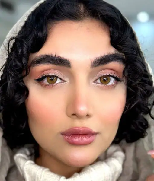 خرید لنز رنگی عسلی یونیک لاتینا