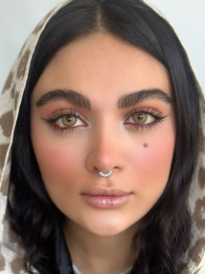 خرید لنز رنگی عسلی یونیک کارامل