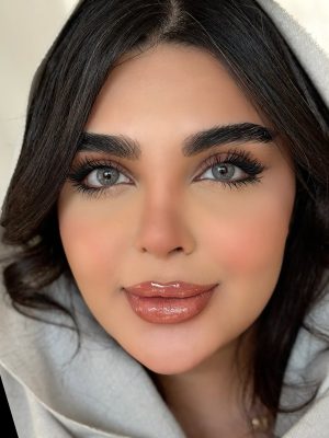 خرید لنز رنگی طوسی یونیک مینک