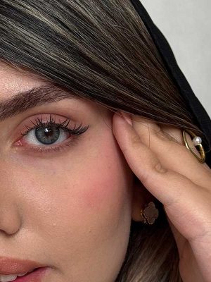 لنز رنگی آبی رز آلیس بلو