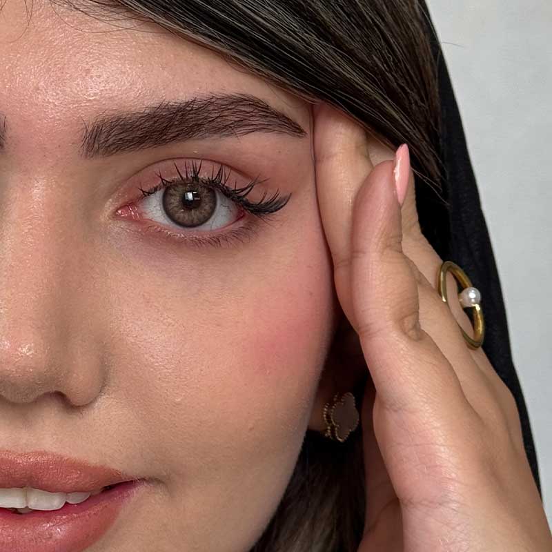 لنز رنگی عسلی رز آلیس براون - Image 3