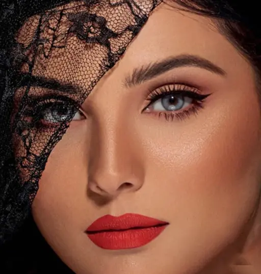 لنز رنگی طوسی آبی طبیعی ماهانه دهب natural-blue